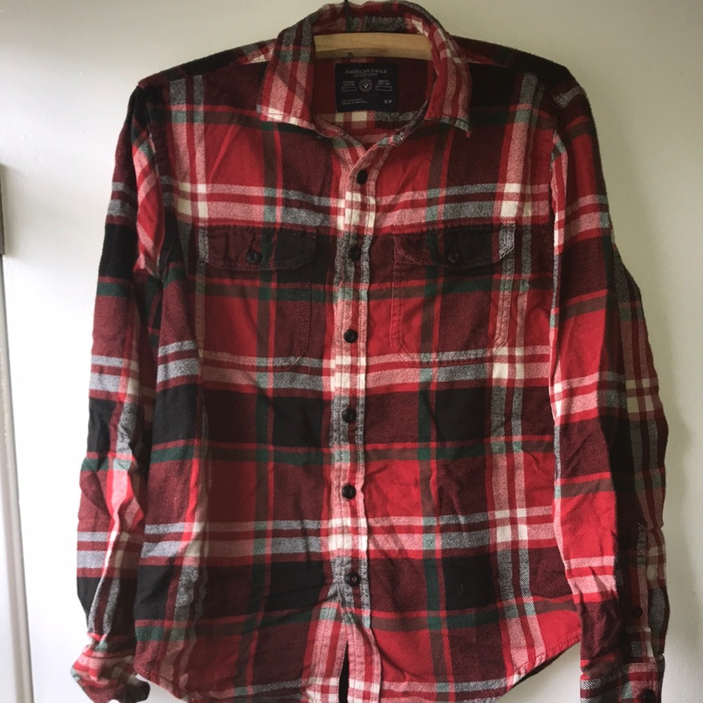 American Eagle button up